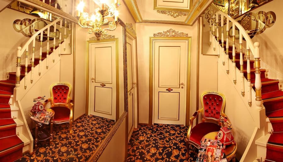 Sultan Tughra Hotel - Special Class