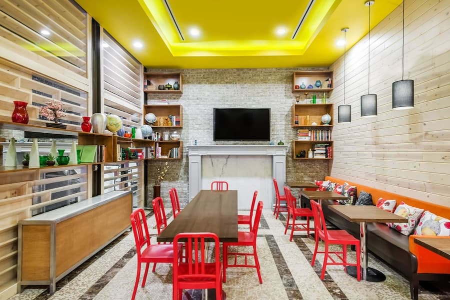 TRYP by Wyndham New York City Times Square / Midtown