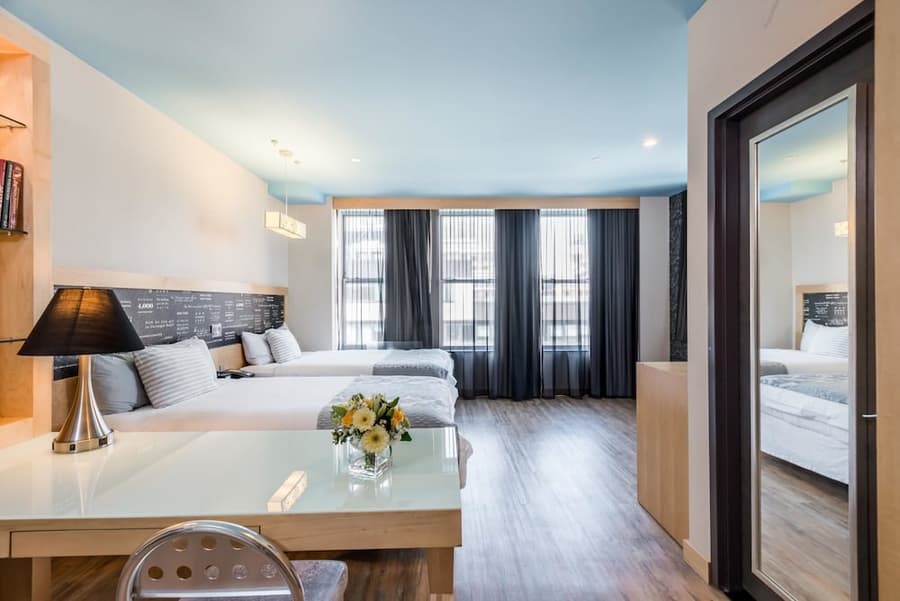 TRYP by Wyndham New York City Times Square / Midtown