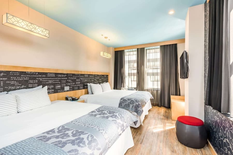 TRYP by Wyndham New York City Times Square / Midtown