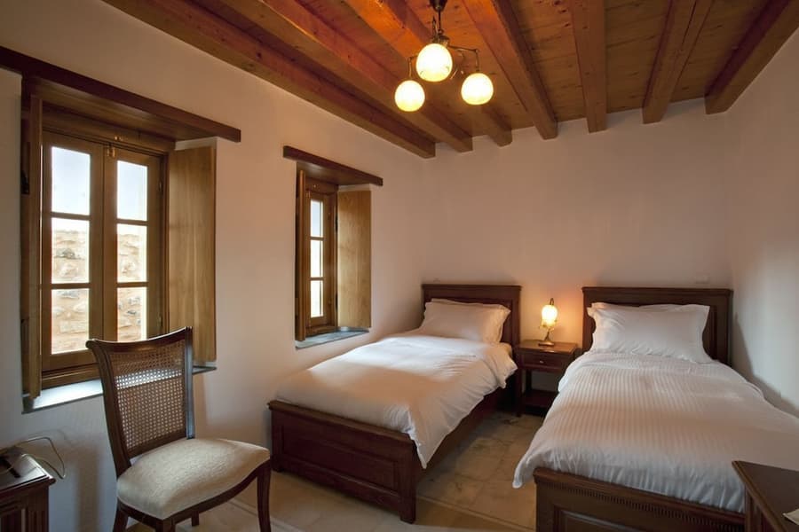 Likinia Hotel