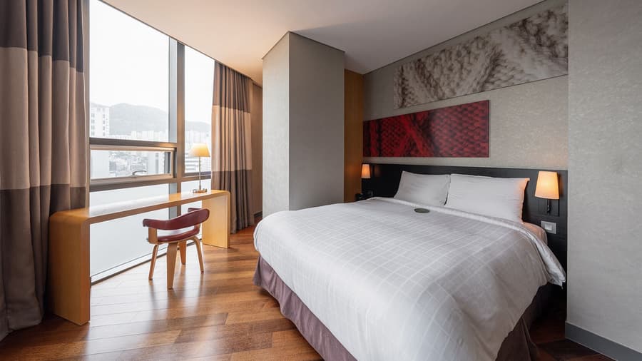 Central Seven Hotel by Kwon Busan Seomyeon