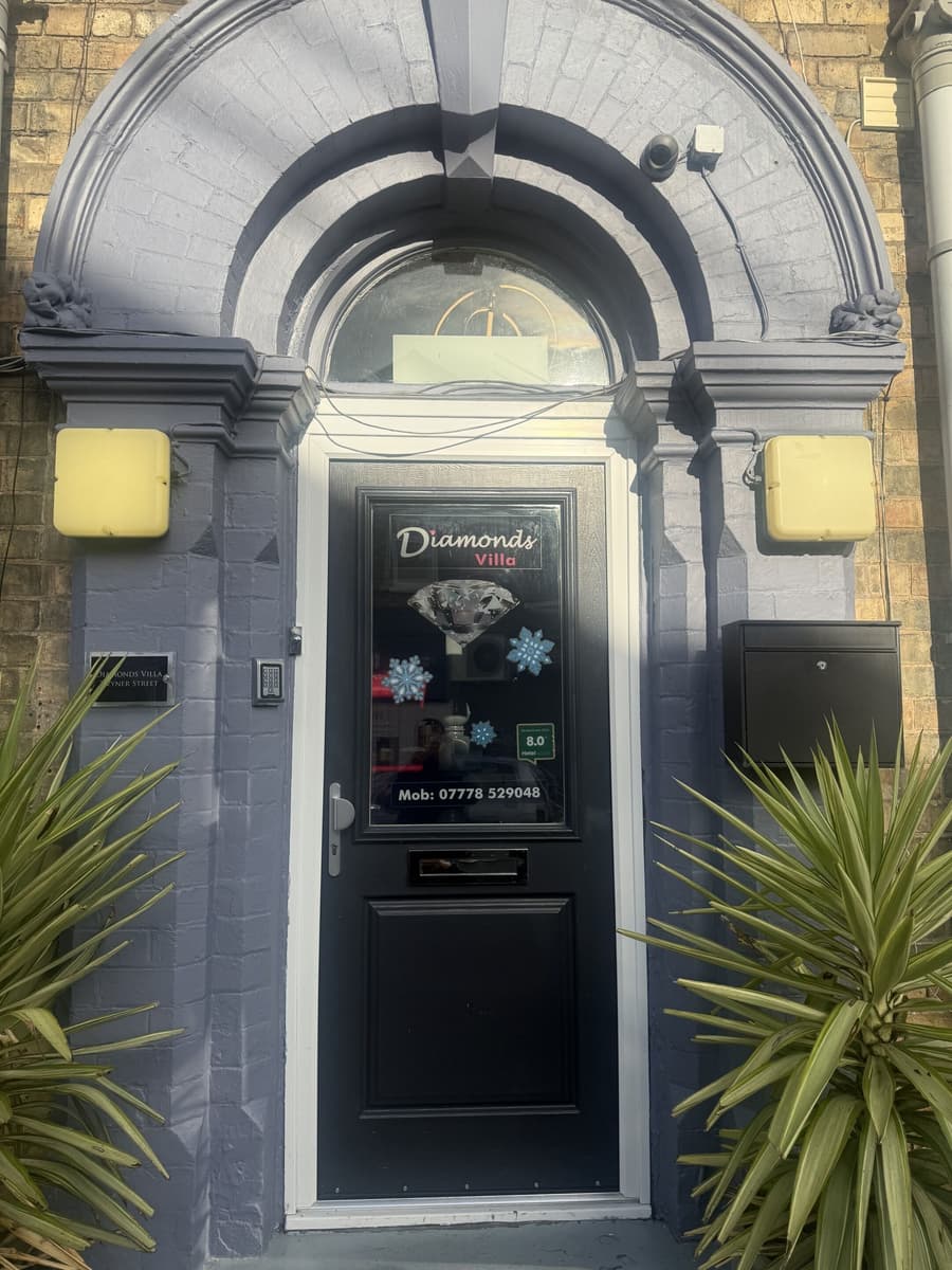 Diamonds Villa