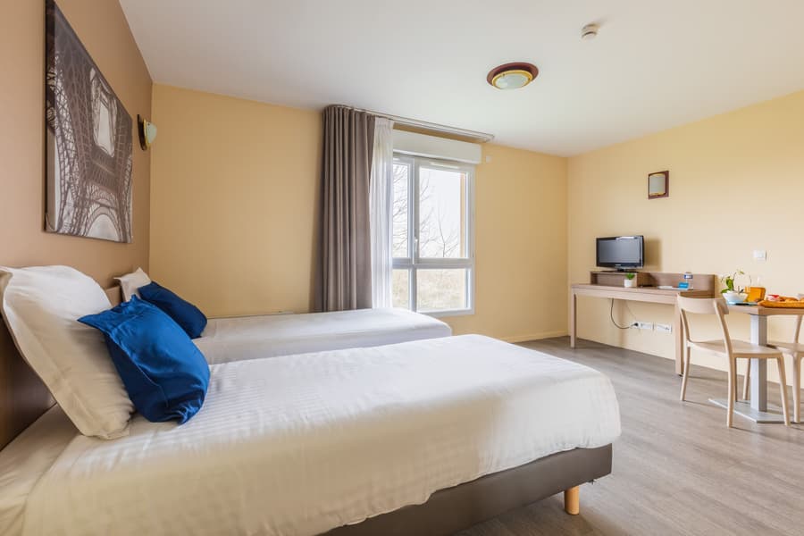 Zenitude Hôtel - Résidences Magny les Hameaux