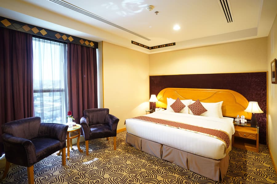 Awaliv International Hotel