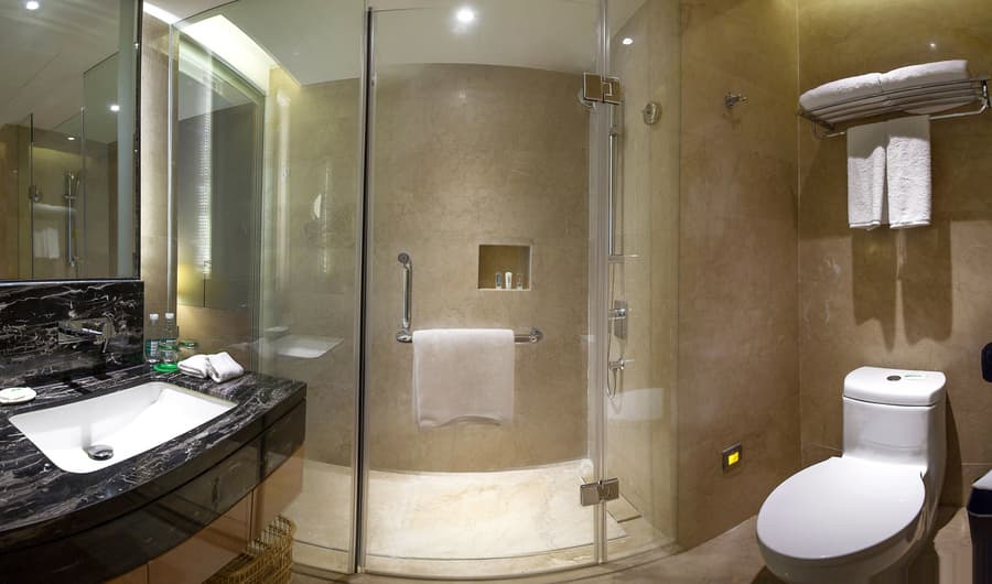 Holiday Inn Chengdu Oriental Plaza by IHG