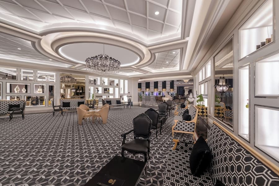 Delphin Imperial