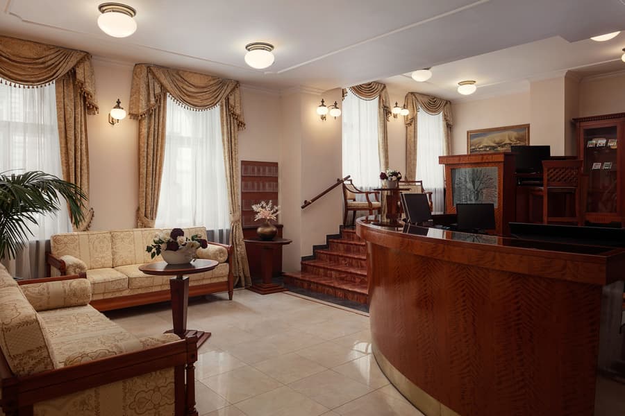 Alqush Downtown Hotel