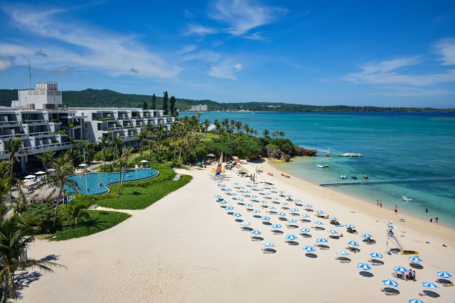 The Moon Beach Museum Resort