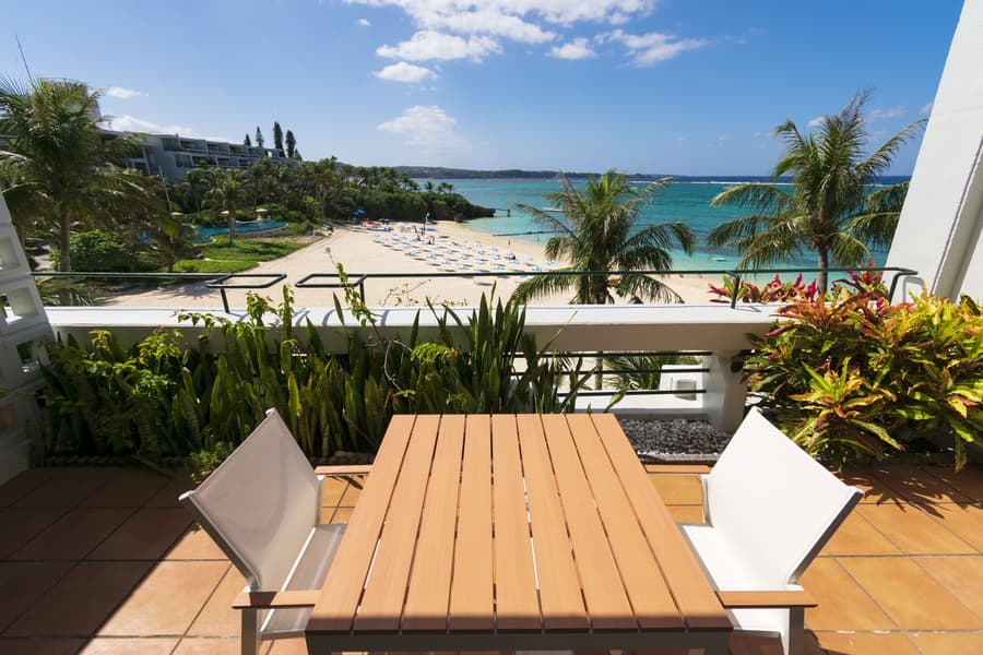 The Moon Beach Museum Resort