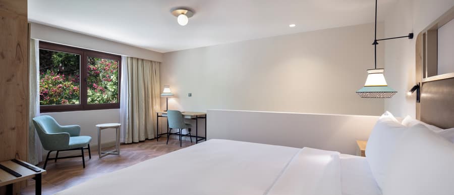 DoubleTree by Hilton Bodrum Işıl Club Ultra All Inclusive Resort