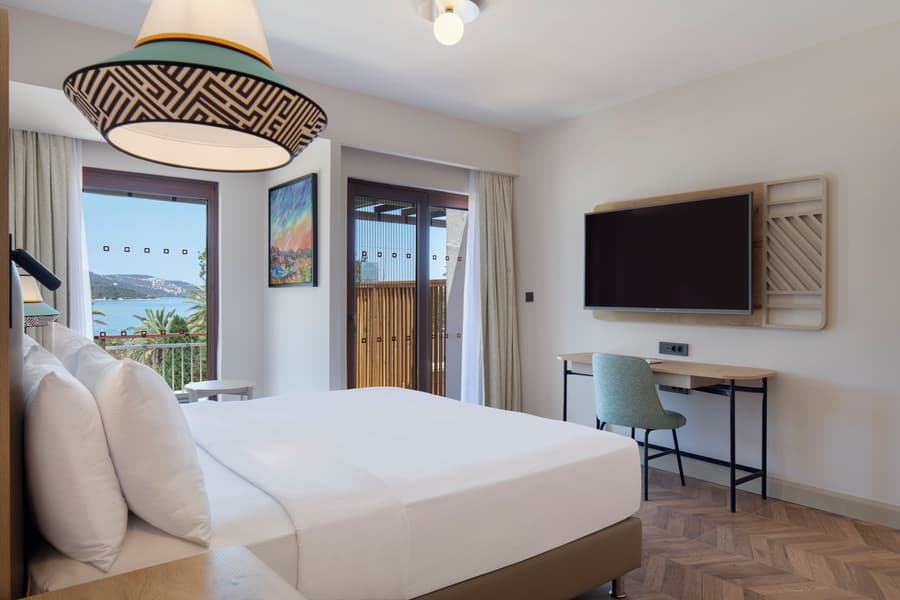 DoubleTree by Hilton Bodrum Işıl Club Ultra All Inclusive Resort
