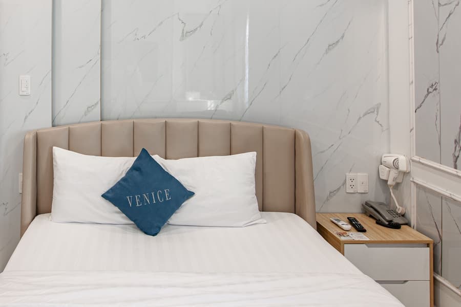 Venice 1 Hotel