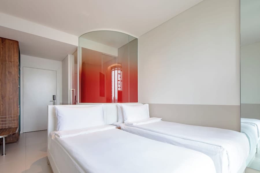 Wink Saigon Centre, Unscripted by Hyatt - 24 Hours stay