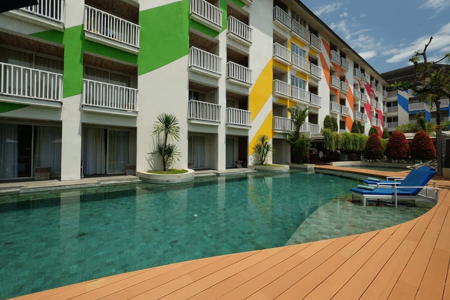 Bliss Surfer Hotel Legian