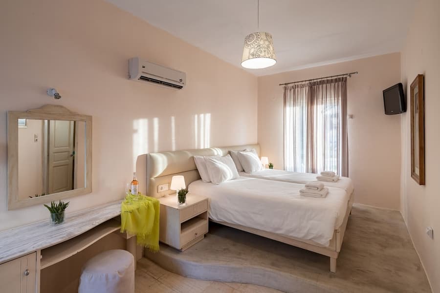 Olia Hotel