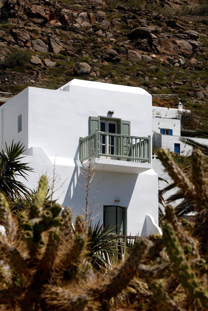 Olia Hotel