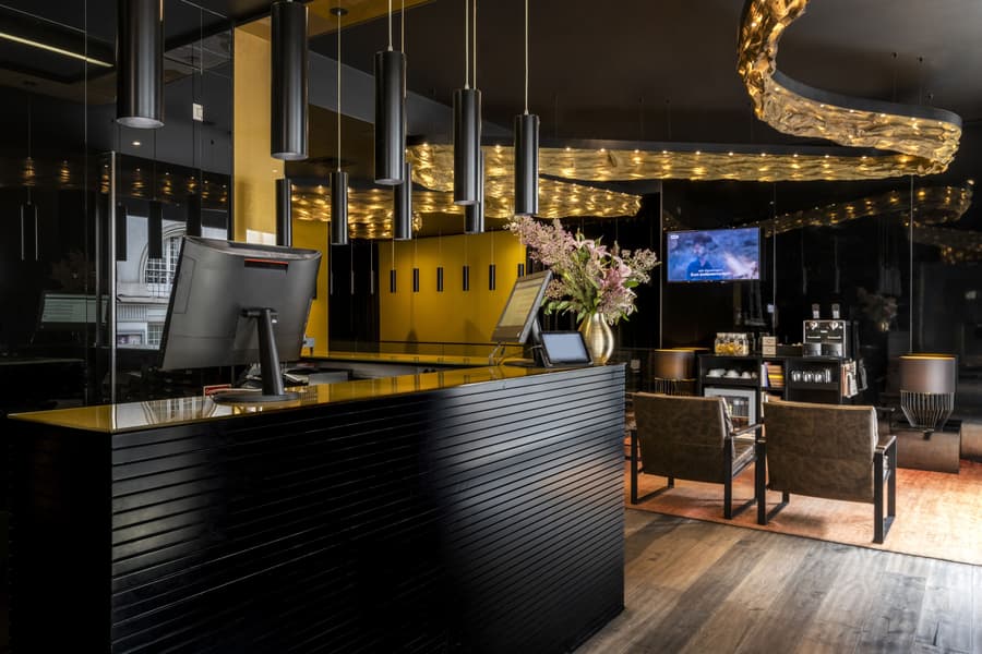 9Hotel Mercy