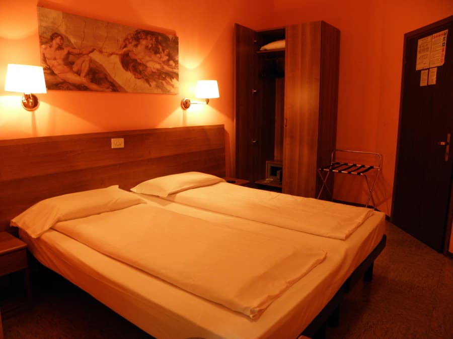 Hotel Corona