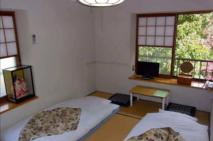Fuji-Hakone Guest House