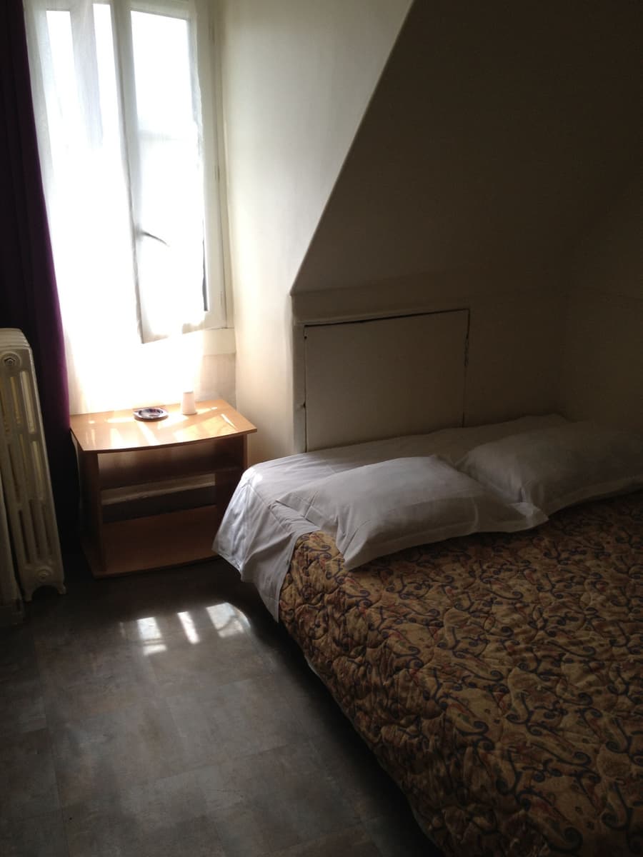 Au Royal Mad Hotel