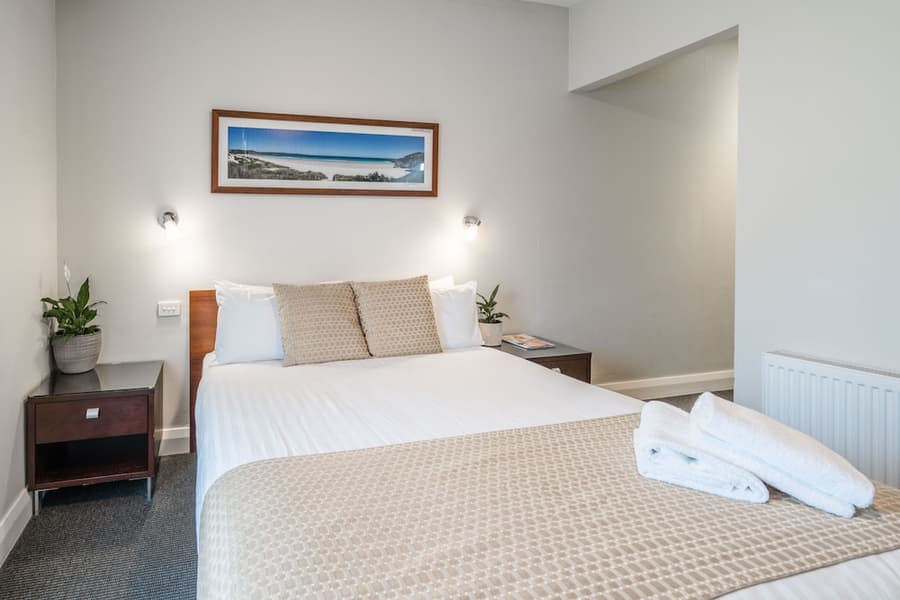 Huskisson Hotel