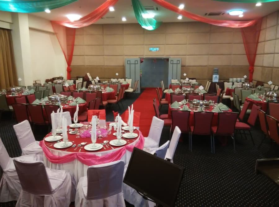 The Pavilion Hotel