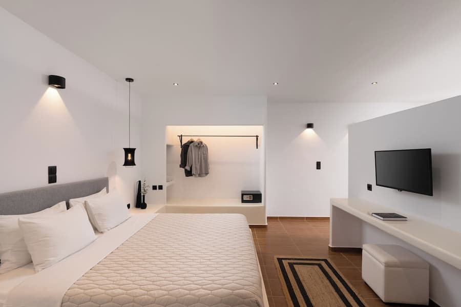 Splendour Hotel and Suites