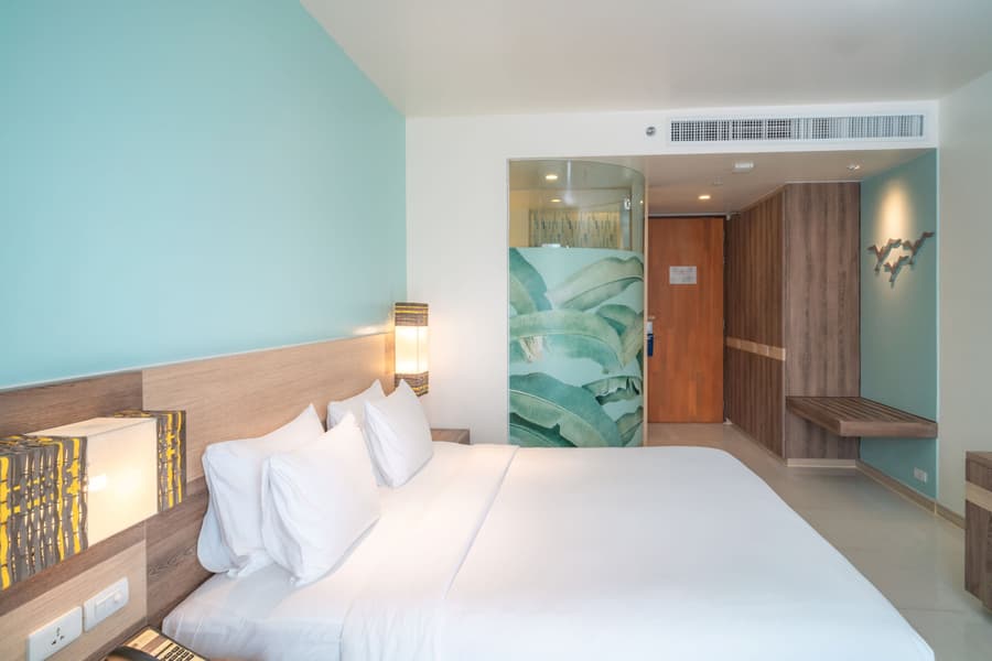 Holiday Inn Express Phuket Patong Beach Central by IHG