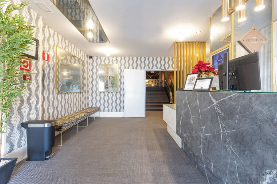 Hotel Acta Madfor