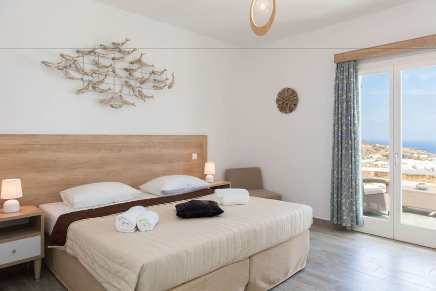 Rooms & Apartments Archontou