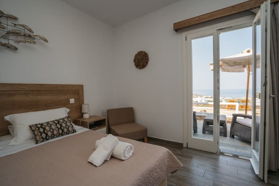 Rooms & Apartments Archontou