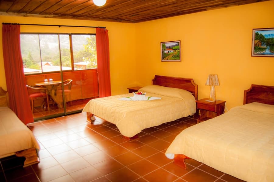 Hotel Cipreses