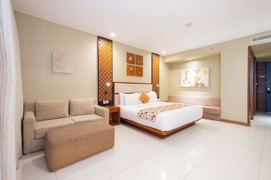 VOUK Hotel & Suites