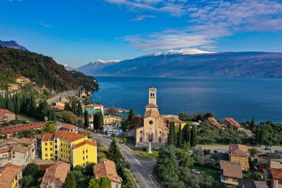 Margherita Near Lake - Family Friendly