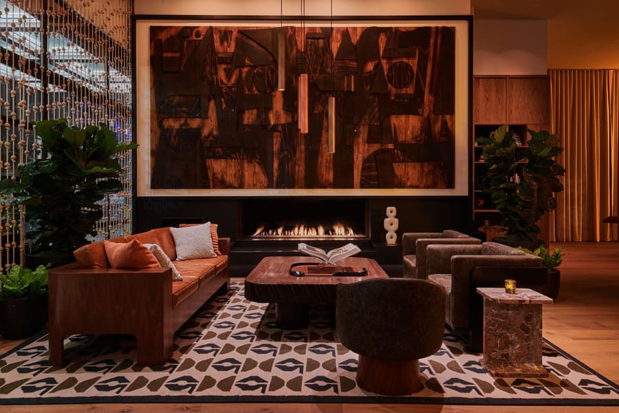 HOLLYWOOD VOLUME, a Tribute Portfolio Hotel