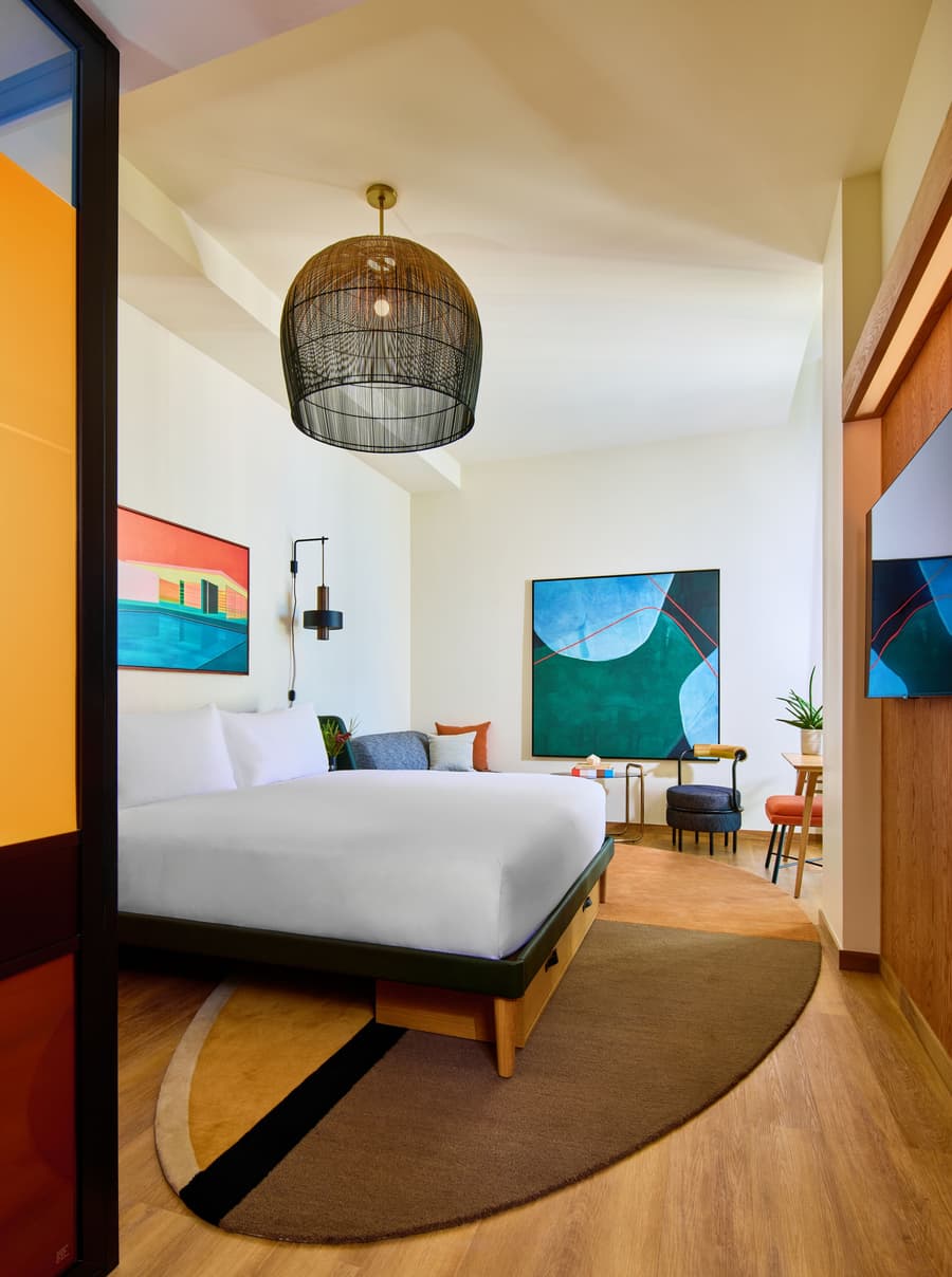 HOLLYWOOD VOLUME, a Tribute Portfolio Hotel