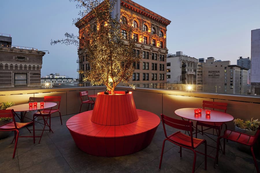 citizenM Los Angeles Downtown