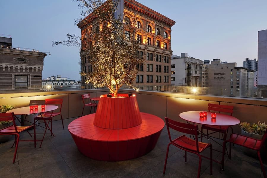 citizenM Los Angeles Downtown