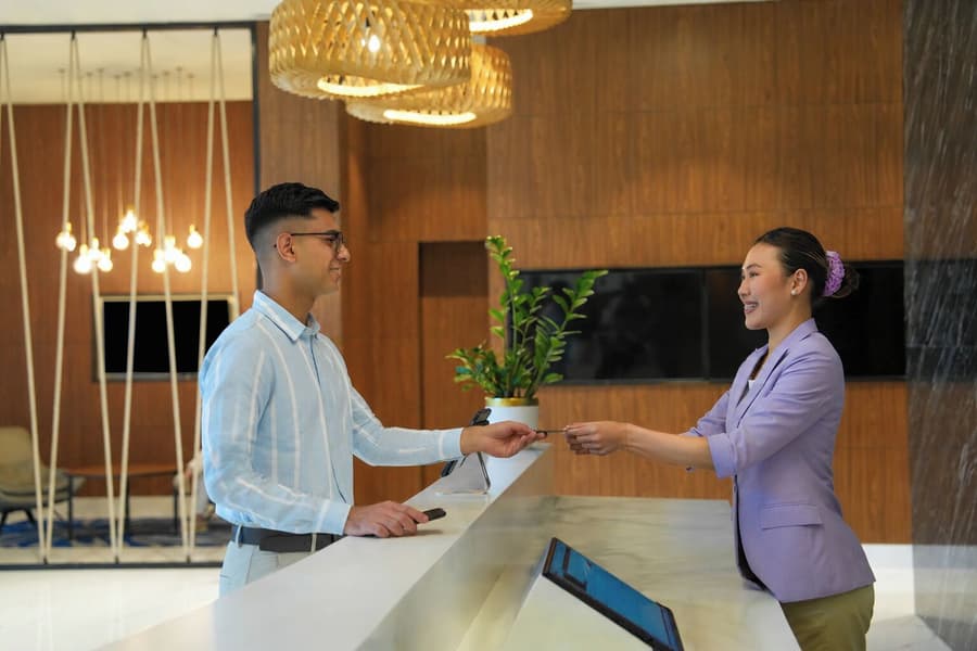 Adagio Premium The Palm