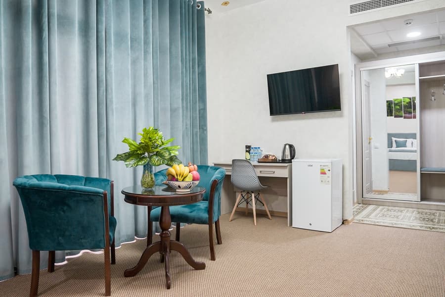 Level Hotel