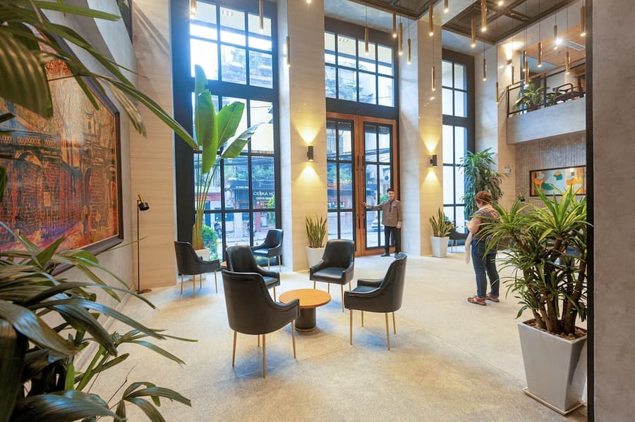 Flower Garden Hotel