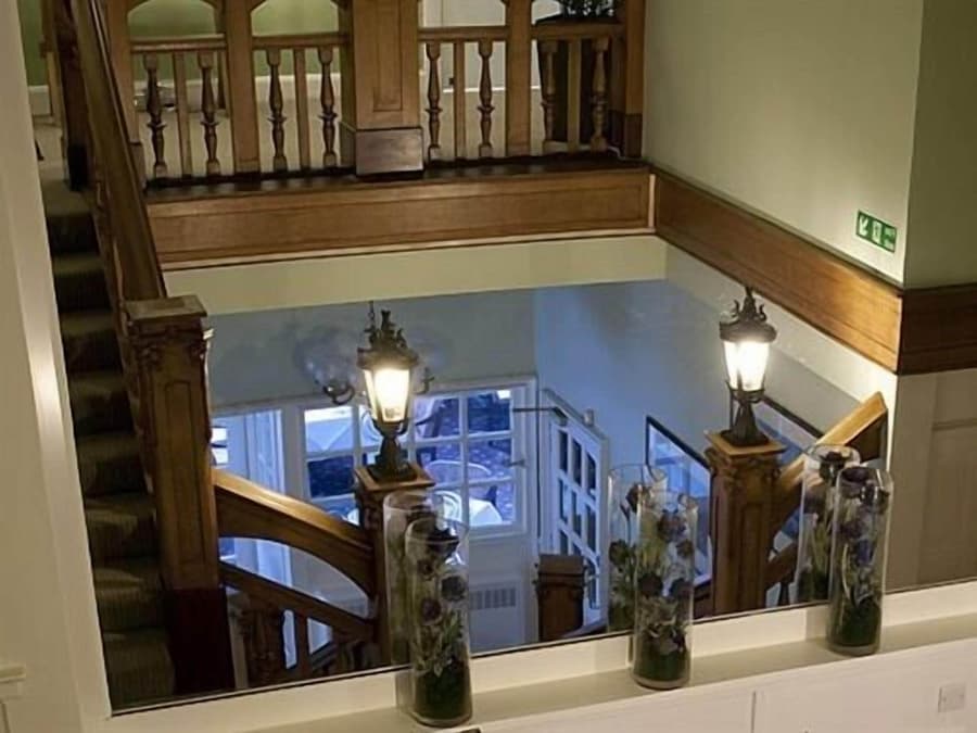 The Orchard Park Hotel