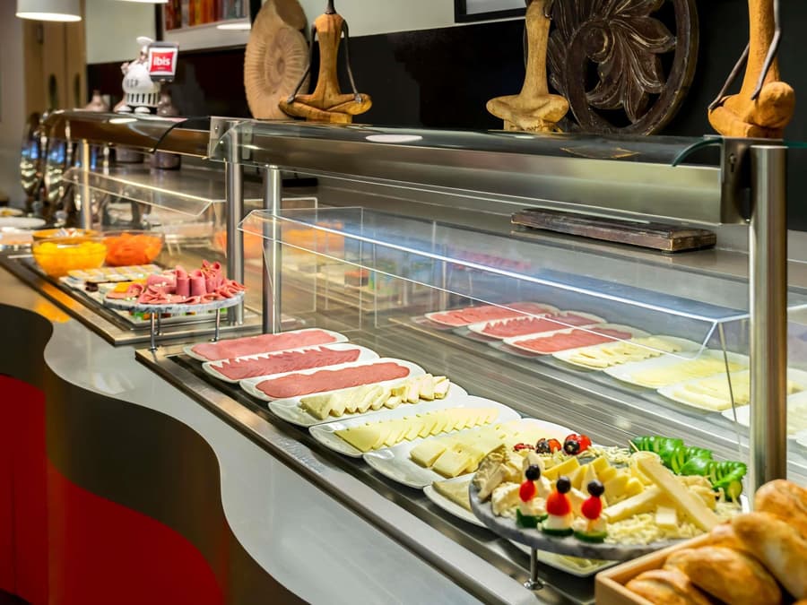 ibis Izmir Alsancak