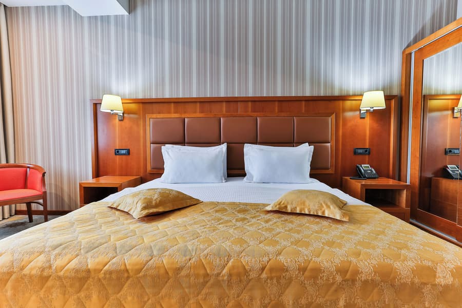 Kings Park Hotel