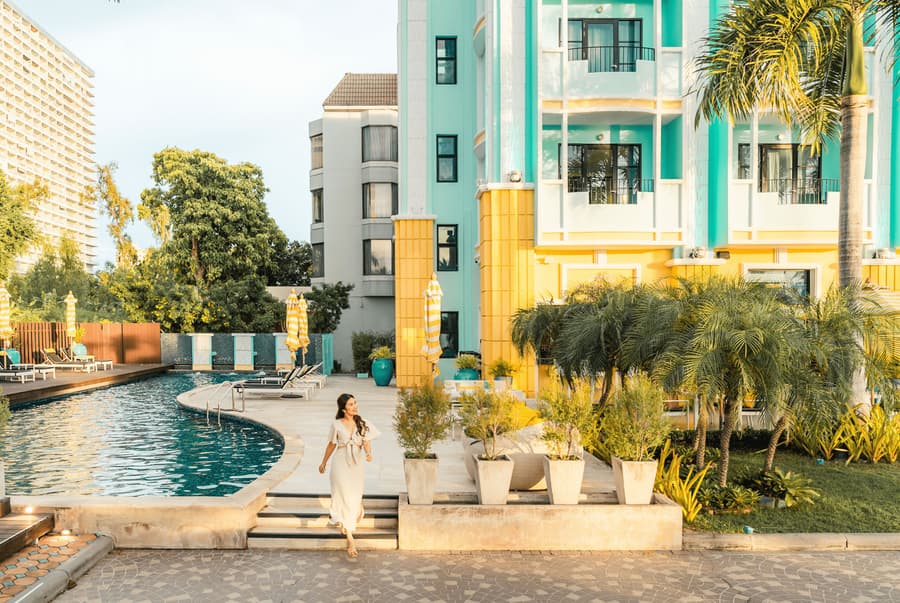 Wave Hotel Pattaya
