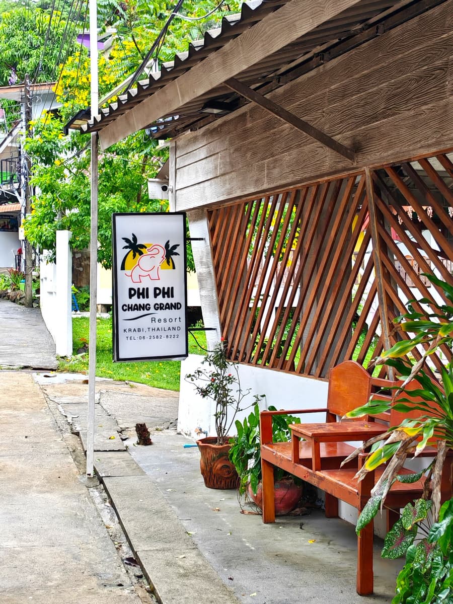 Phi Phi Chang Grand Resort & Spa