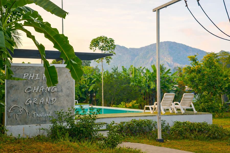 Phi Phi Chang Grand Resort & Spa