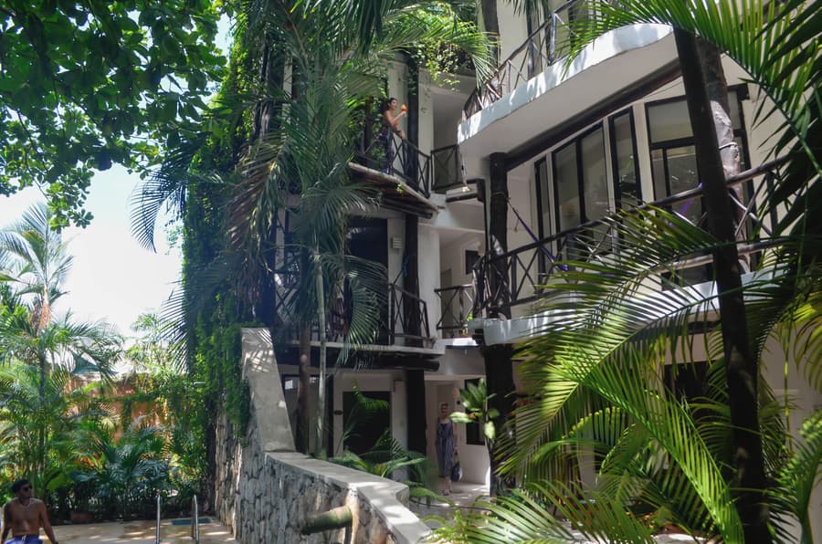 Siesta Fiesta Hotel – 5th Avenue
