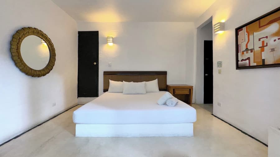 Siesta Fiesta Hotel – 5th Avenue